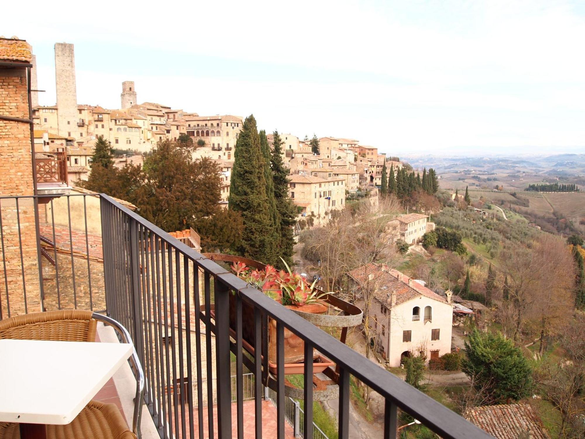 Hotel Bel Soggiorno San Gimignano Exterior photo